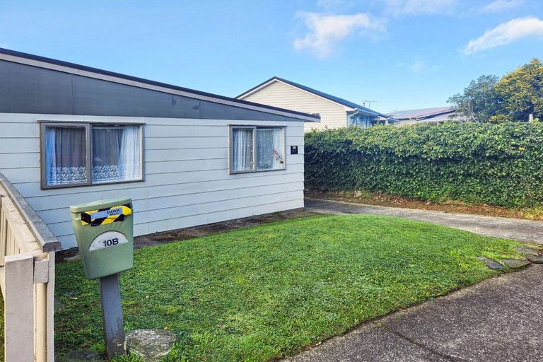 Photo of property in 10b Camellia Terrace, Maungaraki, Lower Hutt, 5010