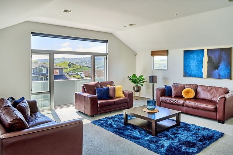 Photo of property in 53 Waverton Terrace, Churton Park, Wellington, 6037