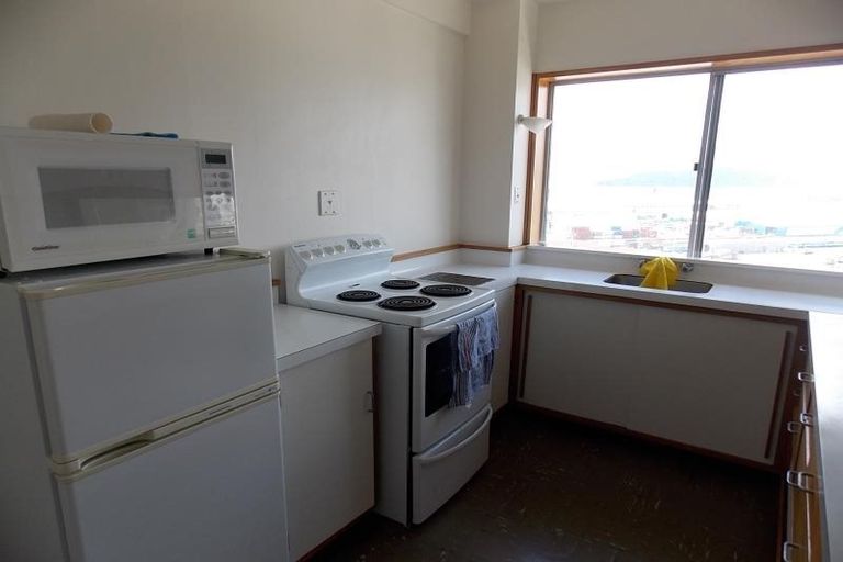 Photo of property in Mansfield Towers, 1 Grant Road, Thorndon, Wellington, 6011