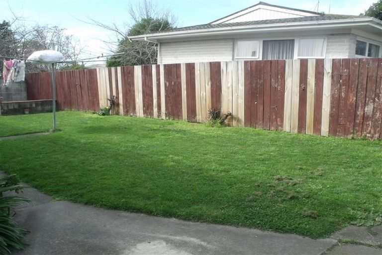 Photo of property in 1 James Cook Street, Havelock North, 4130