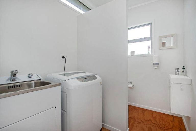 Photo of property in 5 Omutu Street, Oakura, Hikurangi, 0184