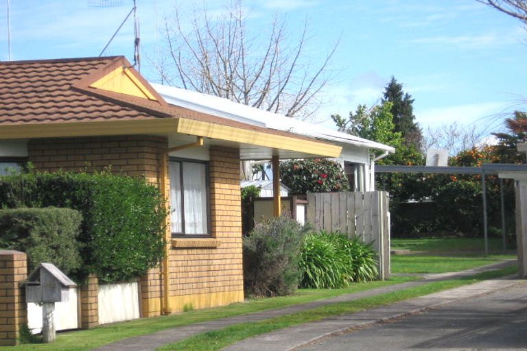 Photo of property in 493 Devonport Road, Tauranga South, Tauranga, 3112