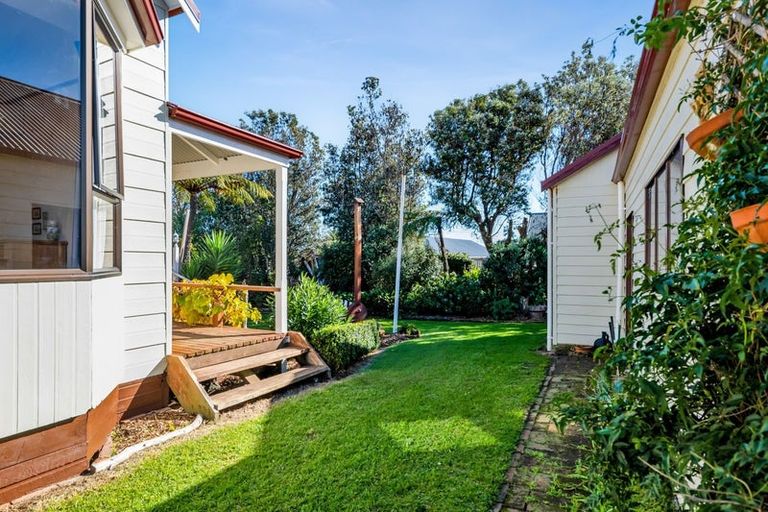 Photo of property in 38 Victoria Street, Patea, 4520