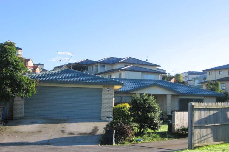 Photo of property in 47 De Havilland Drive, Goodwood Heights, Auckland, 2105