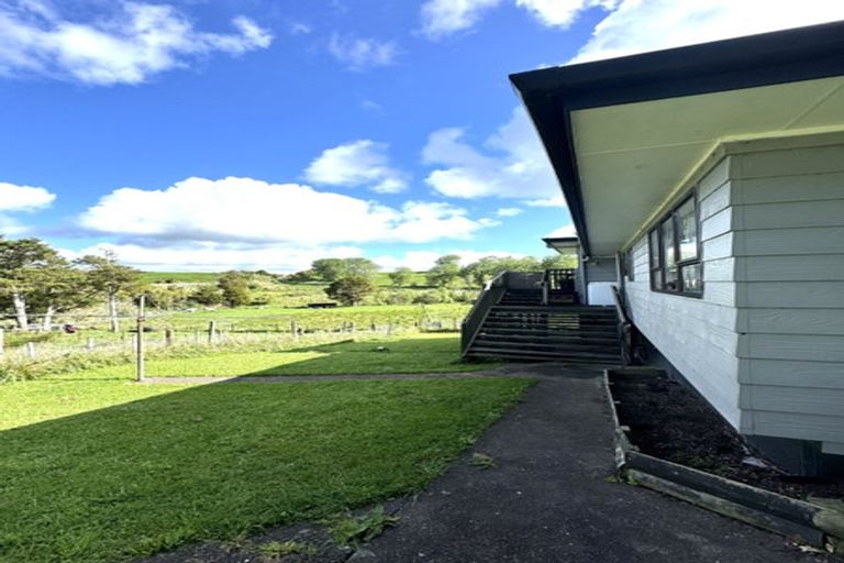 Photo of property in 8 Huarau Station Road, Maungaturoto, 0583