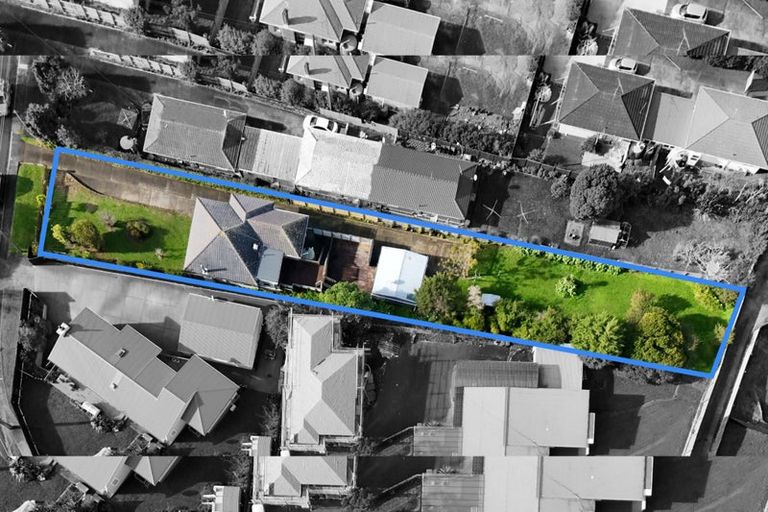 Photo of property in 60 Glengarry Road, Glen Eden, Auckland, 0602