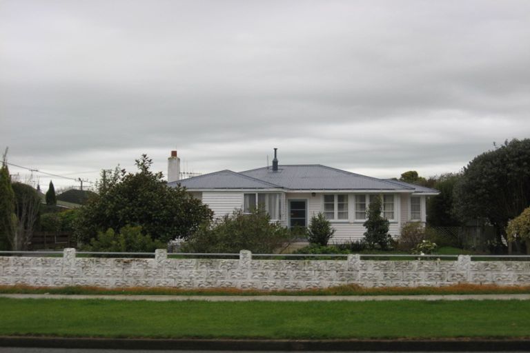 Photo of property in 110 Queen Street West, Levin, 5510