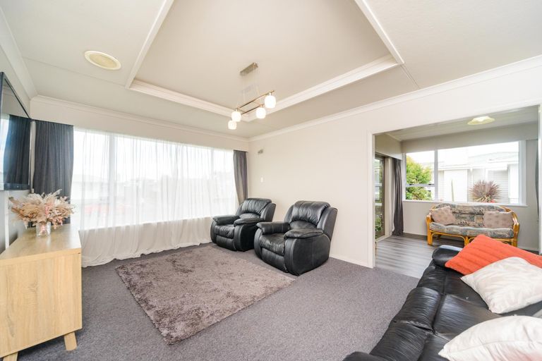 Photo of property in 44 Holdsworth Avenue, Milson, Palmerston North, 4414