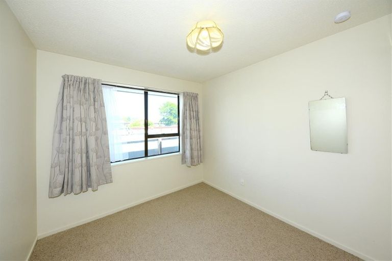 Photo of property in 2/16 Goulding Avenue, Hornby, Christchurch, 8042