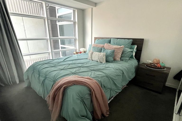 Photo of property in Pinnacle Apartments, E506/160 Victoria Street, Te Aro, Wellington, 6011