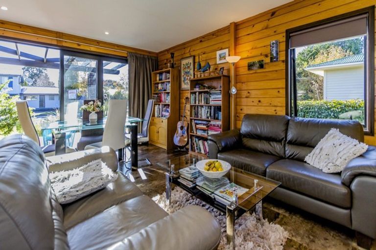 Photo of property in 100 Goldfinch Street, Ohakune, 4625