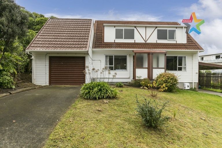 Photo of property in 2a Percy Dyett Drive, Karori, Wellington, 6012