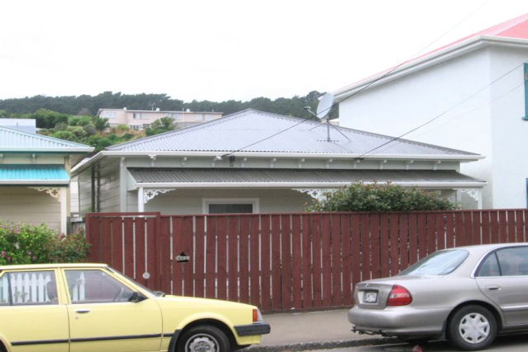 Photo of property in 283 Mansfield Street, Newtown, Wellington, 6021