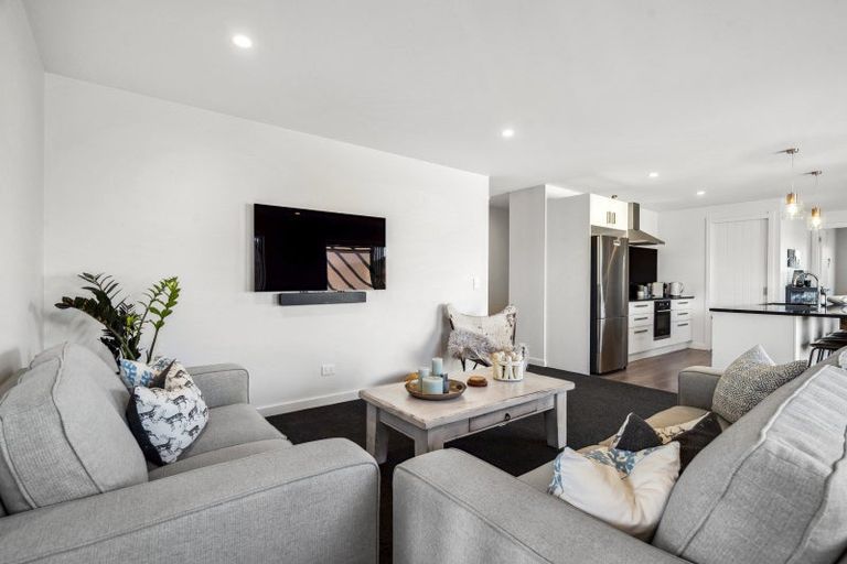 Photo of property in 8 Patete Place, Wharewaka, Taupo, 3330