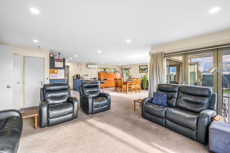 Photo of property in 19a Totara Terrace, Wanaka, 9305