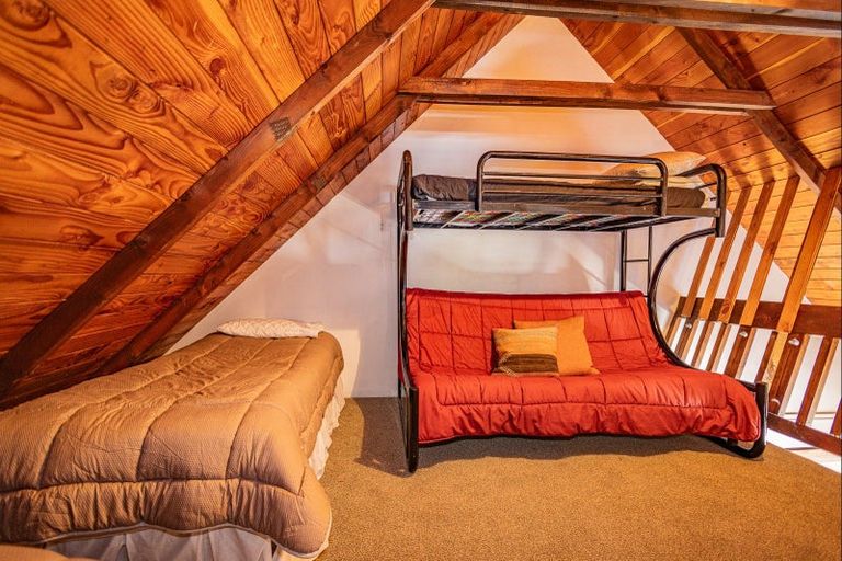 Photo of property in 22 Lee Street, Ohakune, 4625