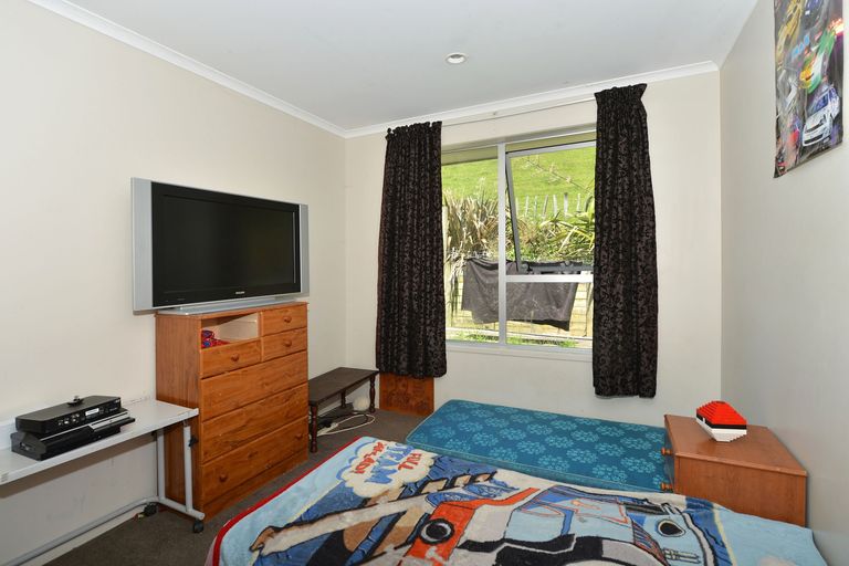Photo of property in 370 Lowe Road, Hikurangi, 0181