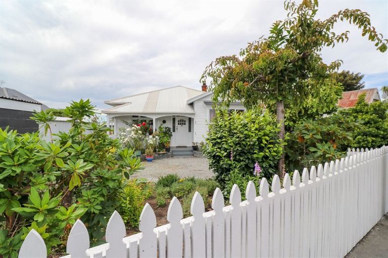 Photo of property in 85 Selwyn Street, Waimataitai, Timaru, 7910