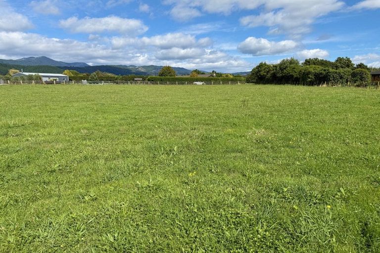 Photo of property in 11 Milbel Way, Levin, 5571