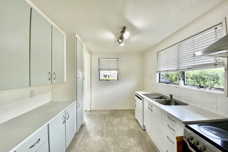 Photo of property in 60a Swaffield Road, Papatoetoe, Auckland, 2025