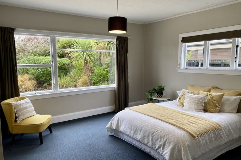 Photo of property in 135 Saint Martins Road, Saint Martins, Christchurch, 8022