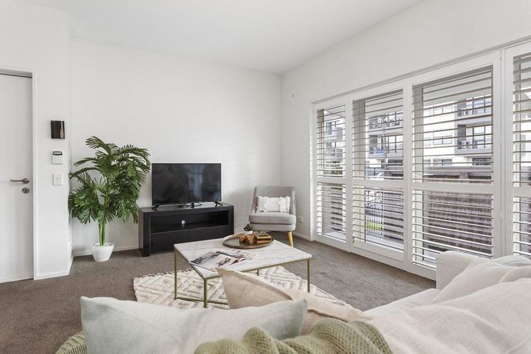 Photo of property in 48 Caledonian Road, St Albans, Christchurch, 8014