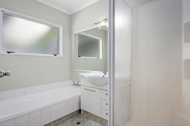 Photo of property in 22 Lucerne Place, Welcome Bay, Tauranga, 3112