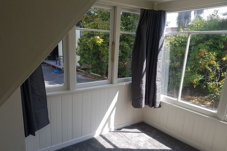 Photo of property in 11 Dallas Street, Riccarton, Christchurch, 8041