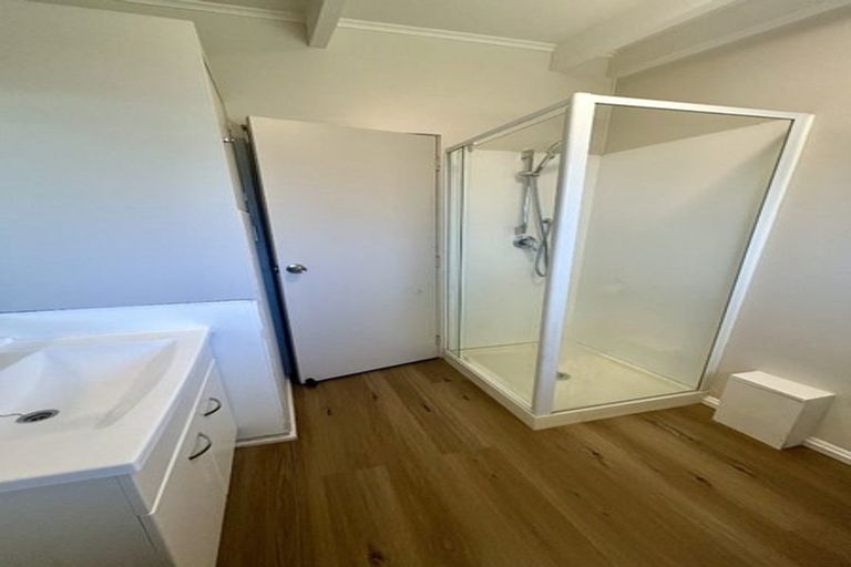 Photo of property in 1/17 Glengarry Road, Glen Eden, Auckland, 0602