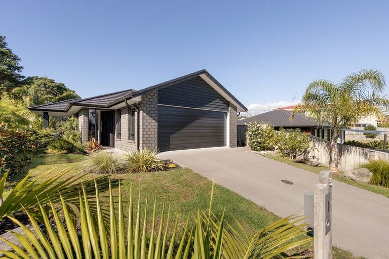 Photo of property in 3 Pip Way, Omokoroa, 3114