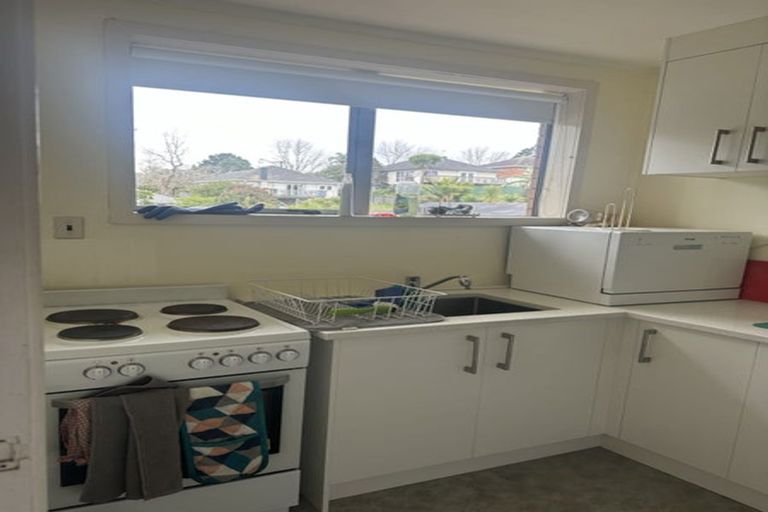 Photo of property in 3/81 Seabrook Avenue, New Lynn, Auckland, 0600