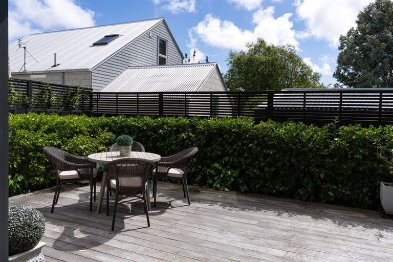 Photo of property in 3/127 Saint Albans Street, St Albans, Christchurch, 8014