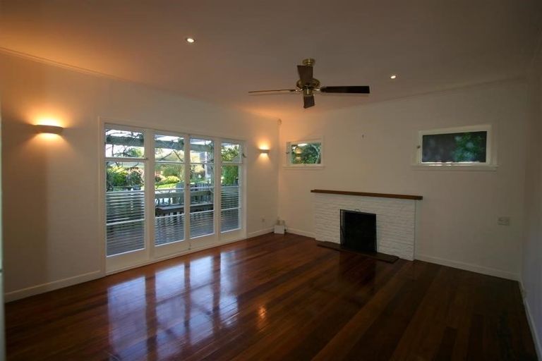 Photo of property in 53 Hillcrest Avenue, Hillcrest, Rotorua, 3015