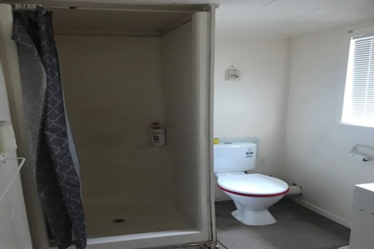 Photo of property in 8 Lewis Street, Blockhouse Bay, Auckland, 0600