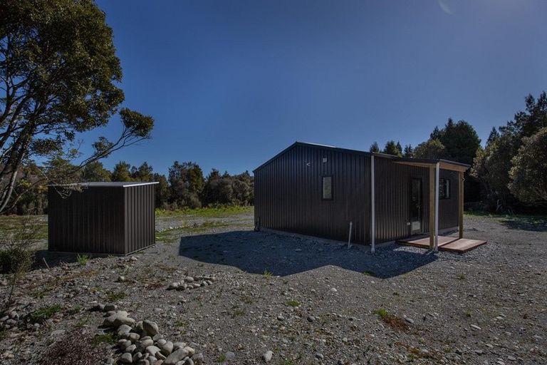 Photo of property in 10 Sanctuary Place, Kumara Junction, Greymouth, 7882