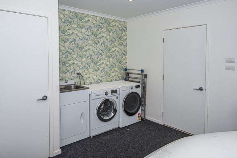 Photo of property in 4 Cornerstone Place, Te Kamo, Kamo, 0185