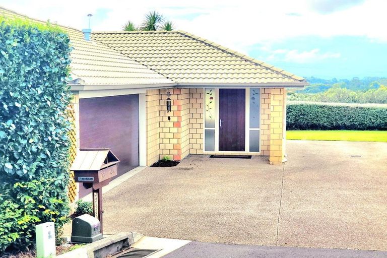 Photo of property in 13 Holyoake Terrace, Omokoroa, 3114