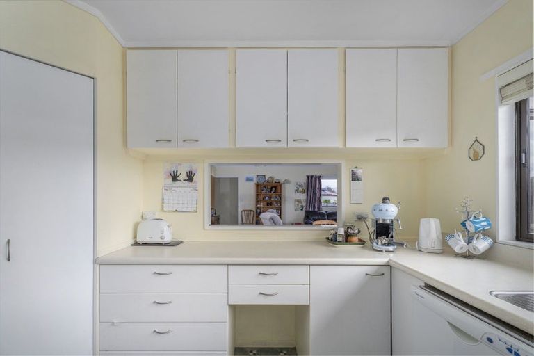 Photo of property in 24 Springbok Avenue, Whitianga, 3510