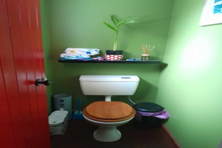 Photo of property in 5 Bethune Street, Featherston, 5710