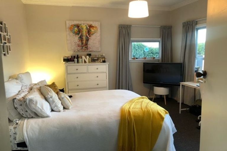 Photo of property in 39a Napier Road, Havelock North, 4130