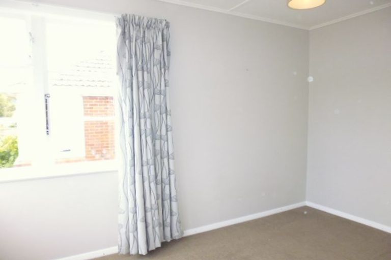 Photo of property in 26-28 Judd Crescent, Naenae, Lower Hutt, 5011