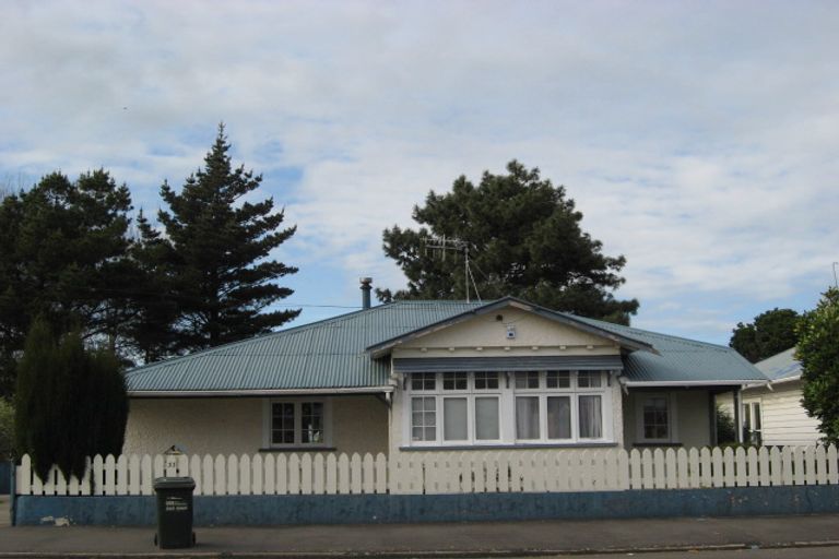 Photo of property in 21 Alma Road, Gonville, Whanganui, 4501