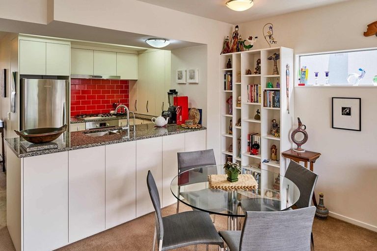 Photo of property in Sol Apartments, 12/37 Jessie Street, Te Aro, Wellington, 6011