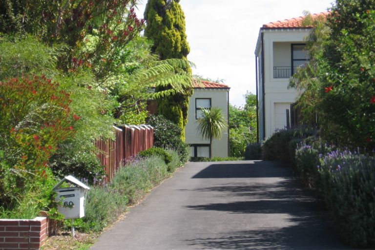 Photo of property in 60 Gulf View Road, Murrays Bay, Auckland, 0630