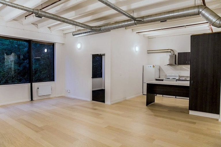 Photo of property in Quantum Apartments, 59 Boulcott Street, Wellington Central, Wellington, 6011