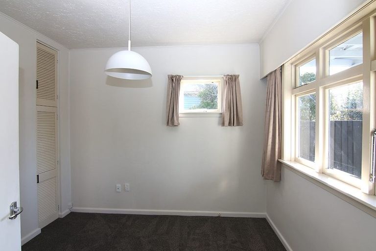 Photo of property in 21 Wrights Road, Addington, Christchurch, 8024