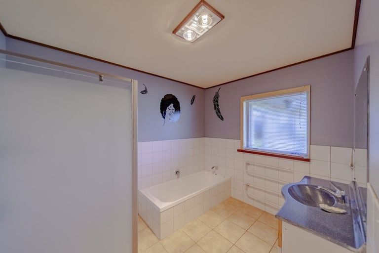 Photo of property in 9a Montgomery Street, Waipukurau, 4200