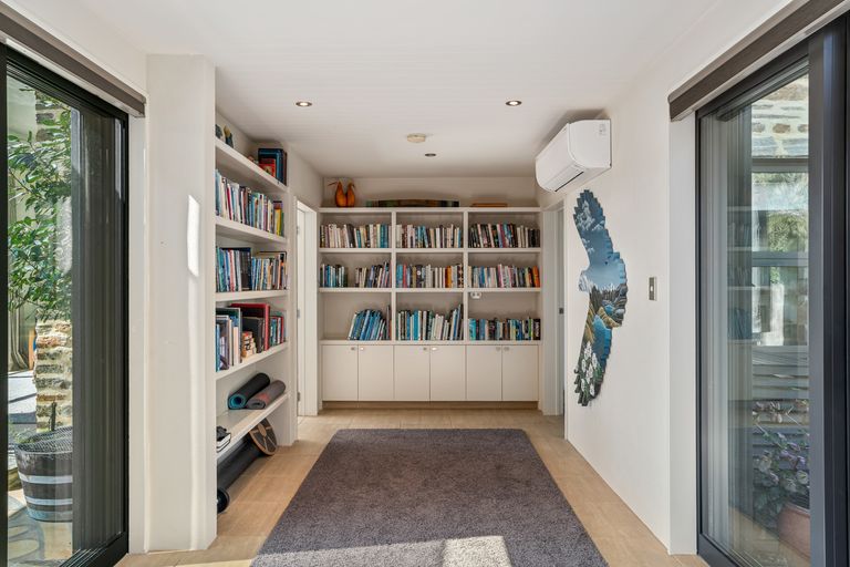 Photo of property in 695a Aubrey Road, Albert Town, Wanaka, 9305