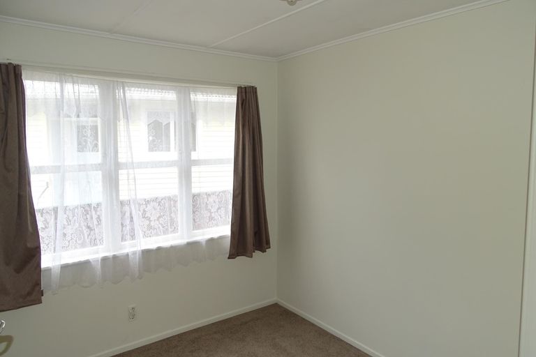 Photo of property in 36 Pah Road, Papatoetoe, Auckland, 2025