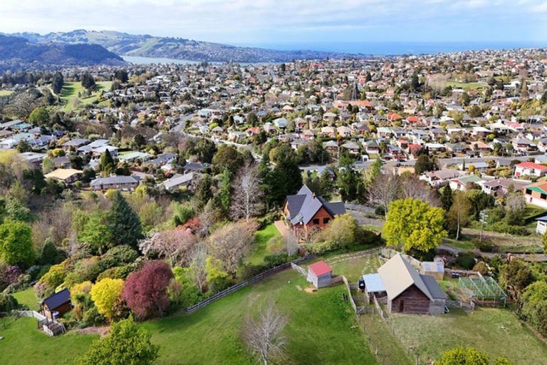 Photo of property in 32 Honeystone Street, Helensburgh, Dunedin, 9010